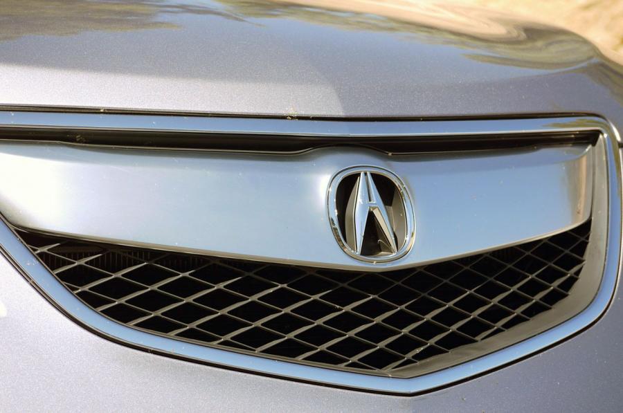 Логотип Acura RDX (TB3/4) 2012 года  (фото 13 из 122)